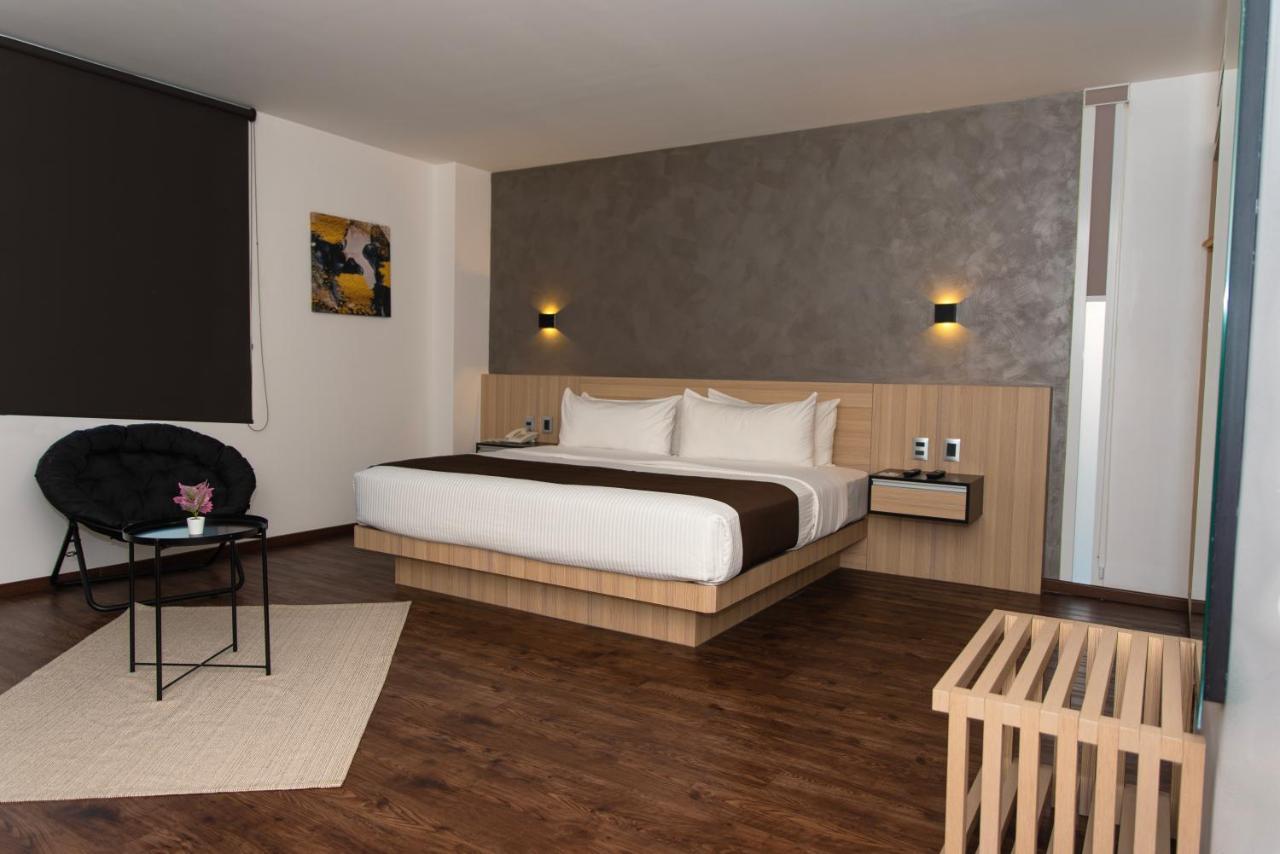 Fato Hotel Queretaro Ngoại thất bức ảnh